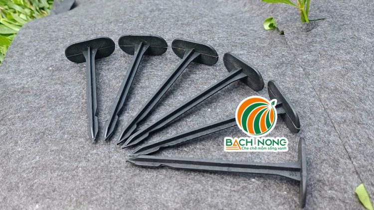 Ghim nhựa cố định thân trơn, màu đen