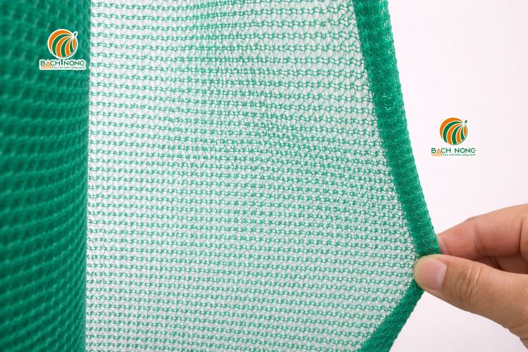 Cận cảnh lưới che nắng dệt kim Đài Loan 50%, độ thưa vừa phải và đồng đều