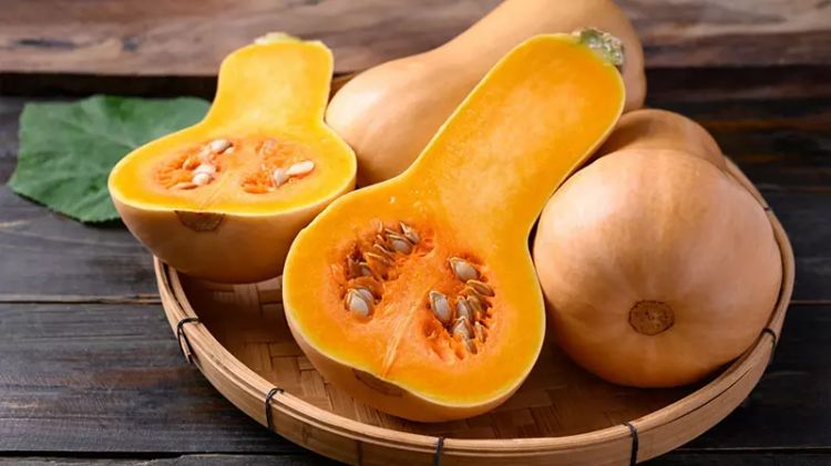 Quả bí hồ lô sau khi cắt đôi